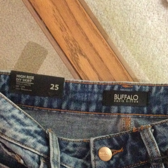 David Bitton Skirt NWT - Picture 4 of 6